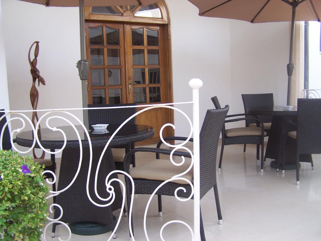 Villa Mermoz Дакар Экстерьер фото